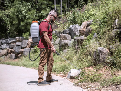 Husqvarna 15L Battery Backpack Sprayer - Image 3